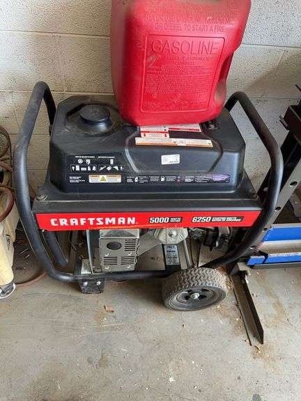 Craftsman 5000 Watts Generator With Gas Can