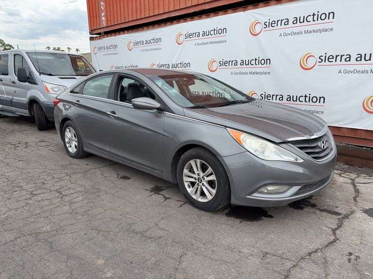 2013  Hyundai  Sonata