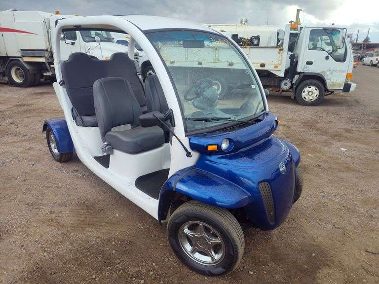 2000  Global Electric  825  Golf/Passenger Cart