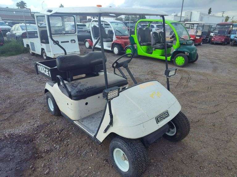 1997  E-Z-GO  GolfCart  Golf/Passenger Cart