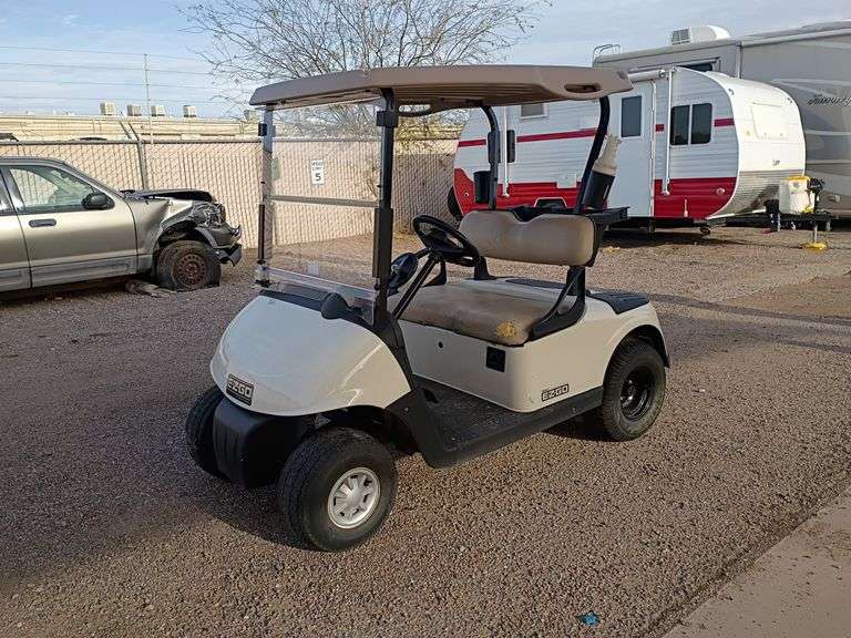 E-Z-GO  RXV  Golf/Passenger Cart
