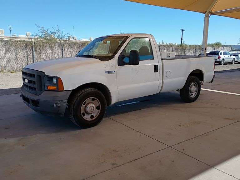 2005  Ford  F250 Super Duty XL  Work Truck