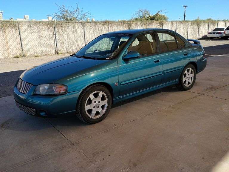 2004  Nissan  Sentra SE-R