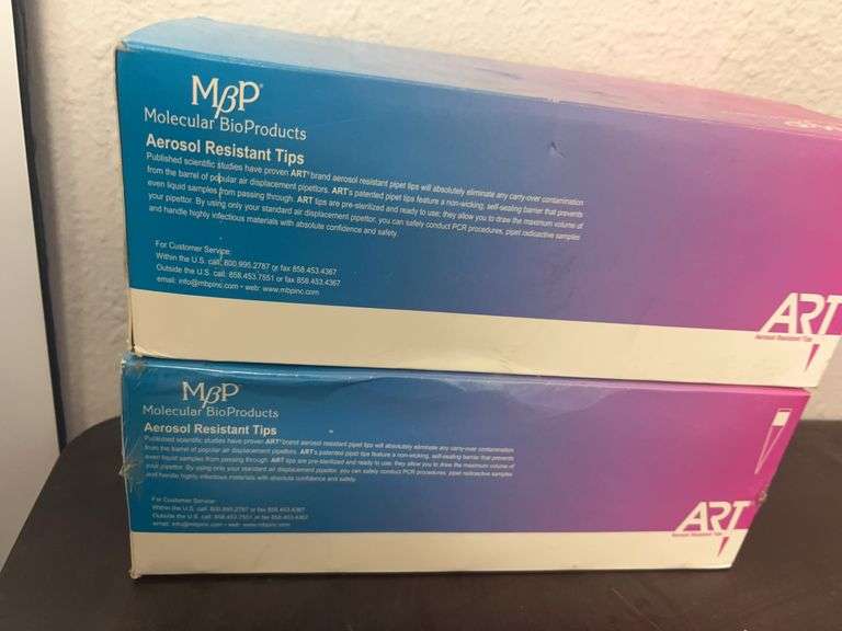 (2) M&P Molecular BioProducts Aerosol Resistant Tips 200 Pipet Tips per box