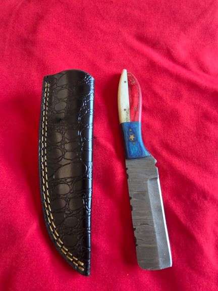 4" Hand Made Forged Damascus Steel Fixed Blade Cleaver-Style Knife with Leather Sheath