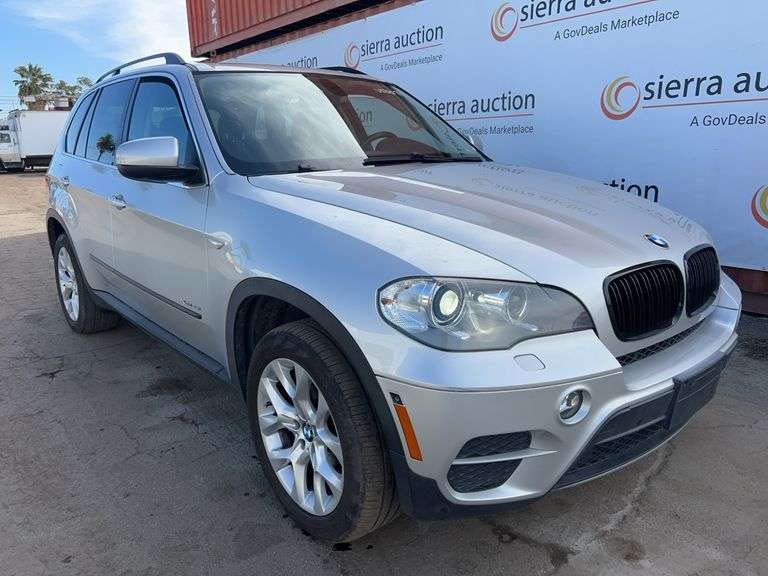 2013  BMW  X5