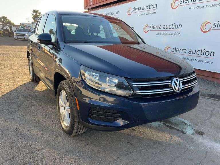 2012  Volkswagen  Tiguan
