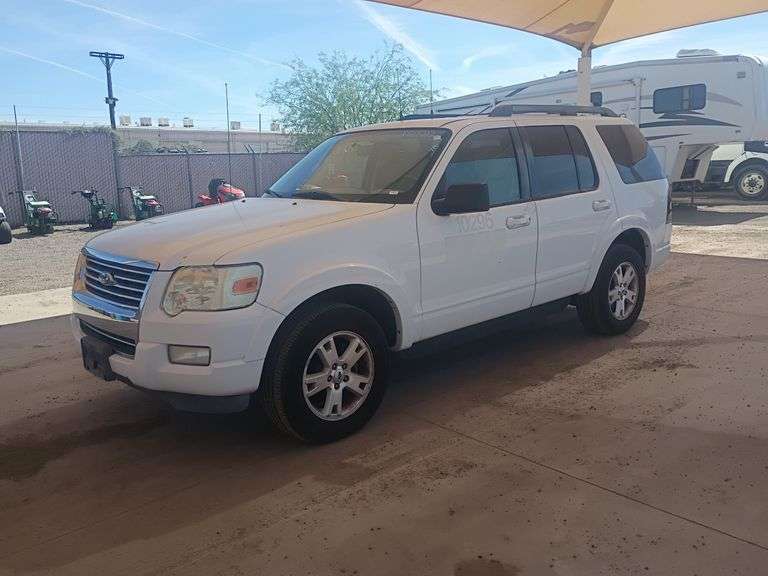 2010  Ford  Explorer XLT