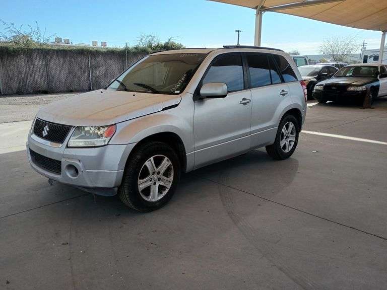 2007  Suzuki  Grand Vitara Luxury