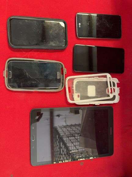 Lot of Assorted Phones