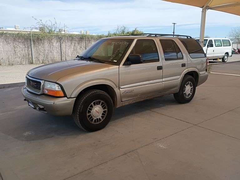 2000  GMC  Jimmy SLE