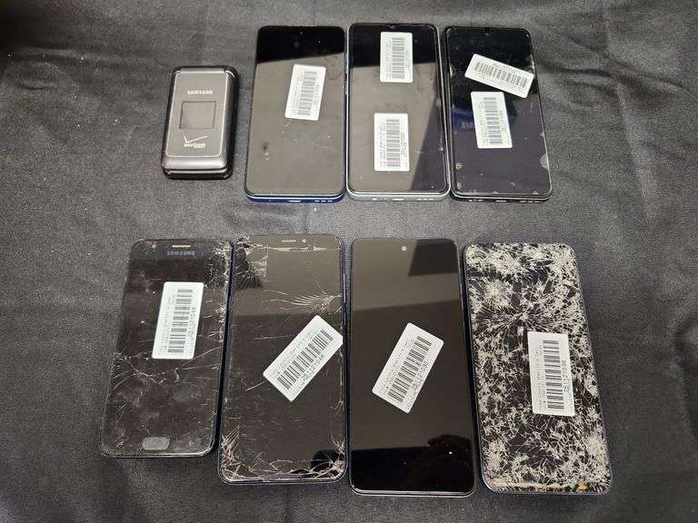 8 (Qty) Assorted Cellphones,  Some Damaged