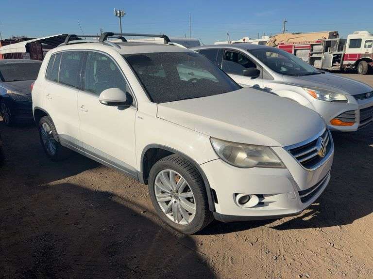 2010  Volkswagen  Tiguan