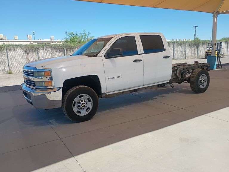 2016  Chevrolet  Silverado 2500HD W/T  Work Truck