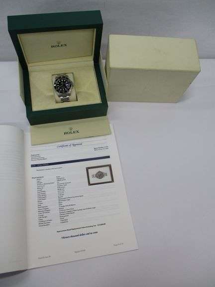 Gentlemens Stainless Steel Rolex Submariner Watch in Box w/Appraisal