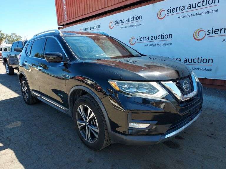 2017  Nissan  Rogue