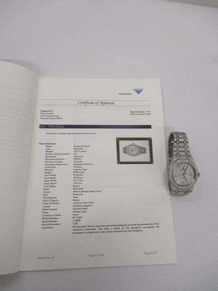 Gentlemens Stainless Steel Diamond Encrusted Audemars Piguet Royal Oak Watch w/Appraisal