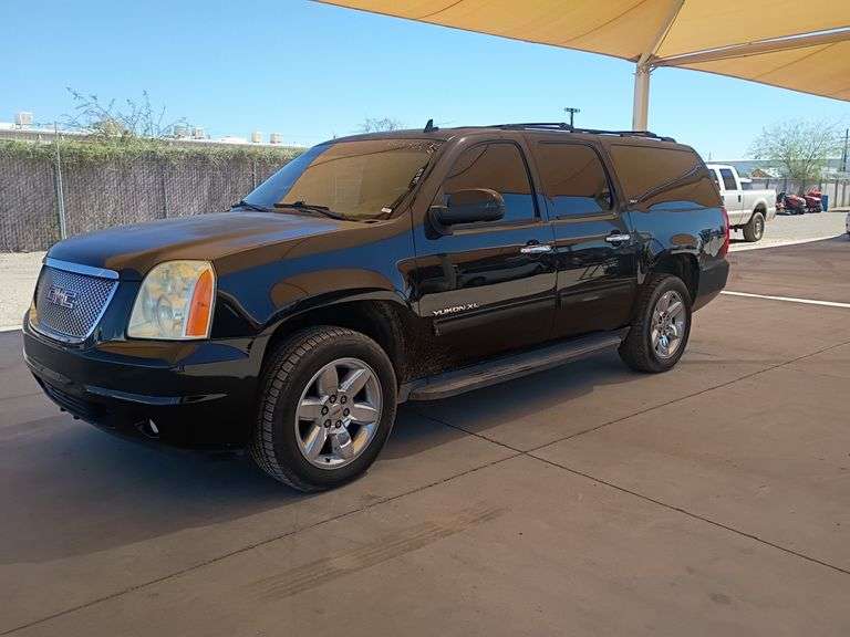 2012  GMC  Yukon XL 1500 SLT