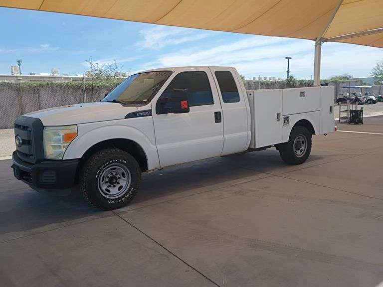 2016  Ford  F250 Super Duty XL  Utility Truck