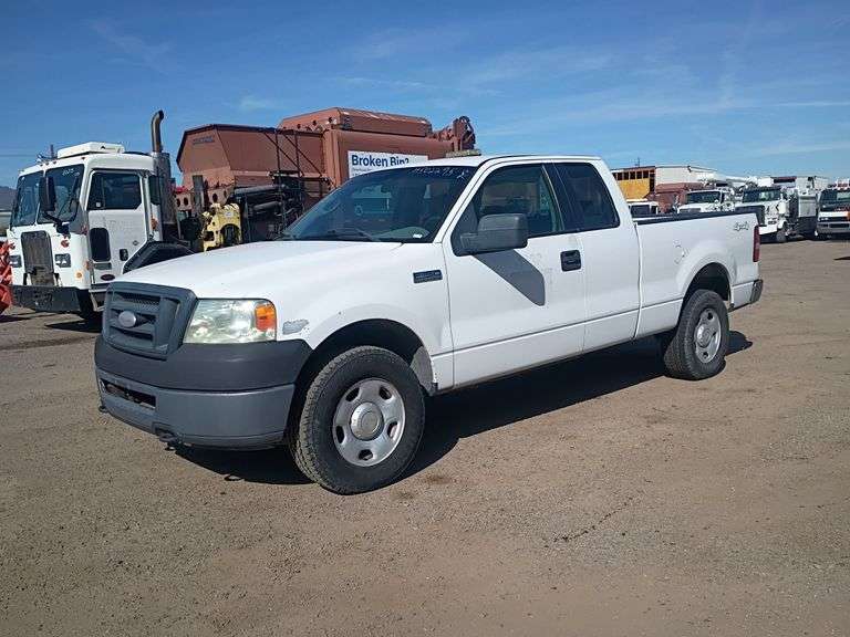 2006  Ford  F150 XL Triton  Work Truck