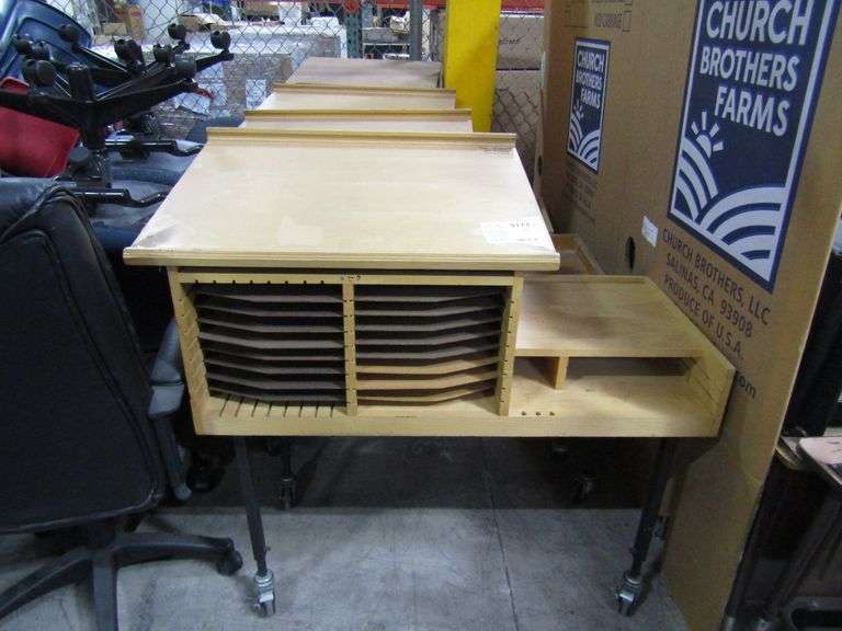 (4) Misc The Liggett AV Podiums