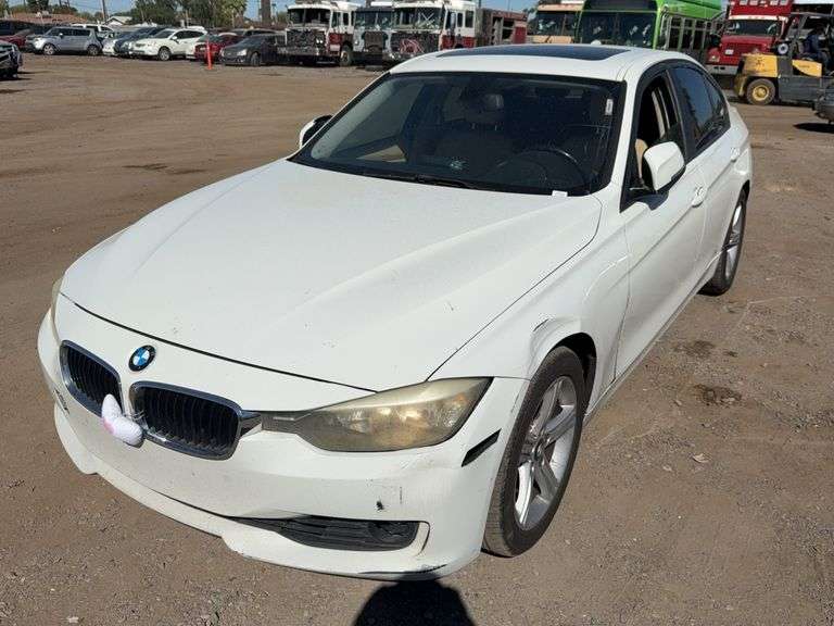 2013  BMW  328i