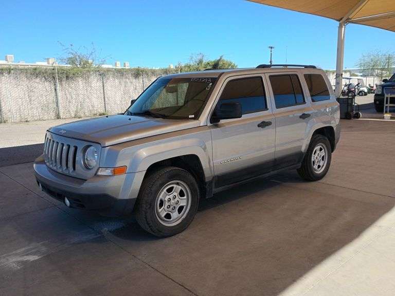 2016  Jeep  Patriot Sport