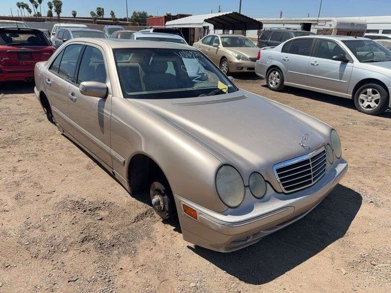 2001  Mercedes Benz  E320