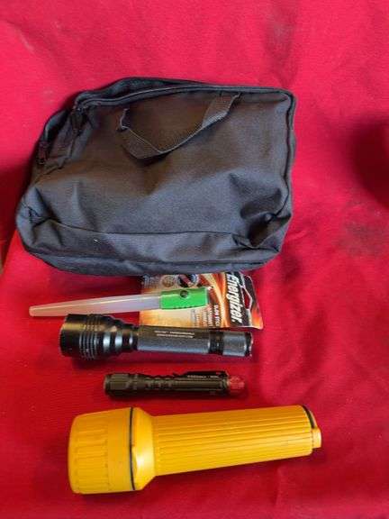 (1 Qty) Case With Flashlights