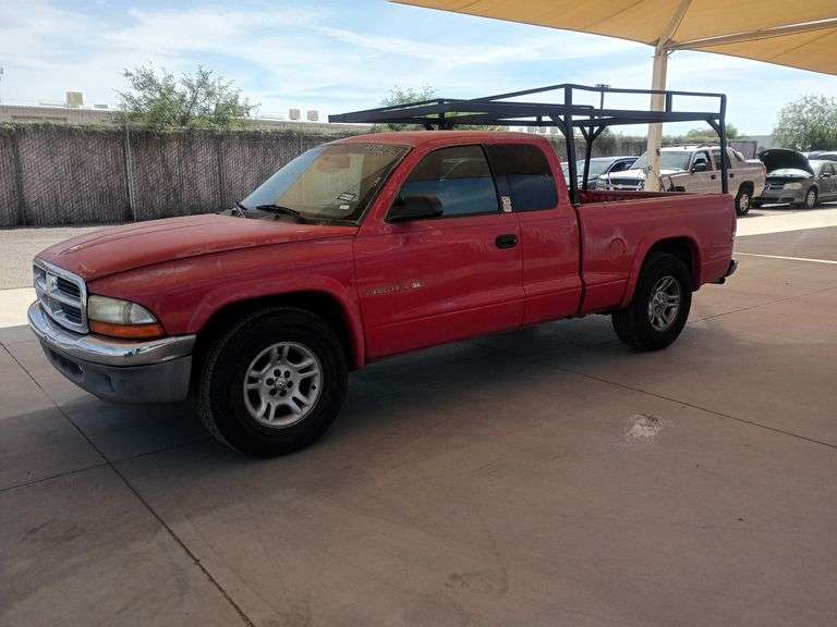 2001  Dodge  Dakota SLT  Work Truck