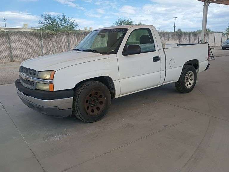2005  Chevrolet  Silverado 1500 W/T  Work Truck