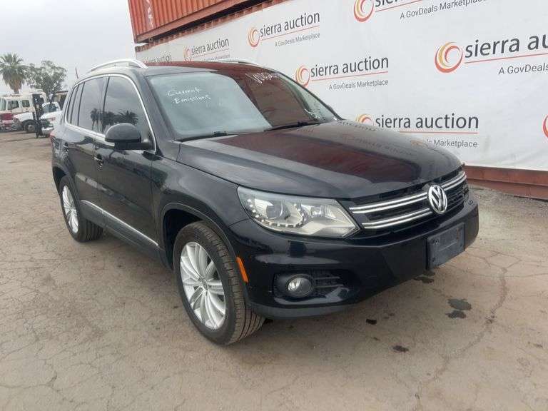 2016  Volkswagen  Tiguan