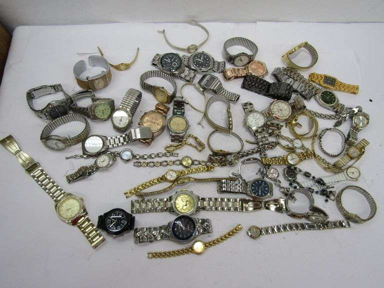 Bag of Several Assorted Watches