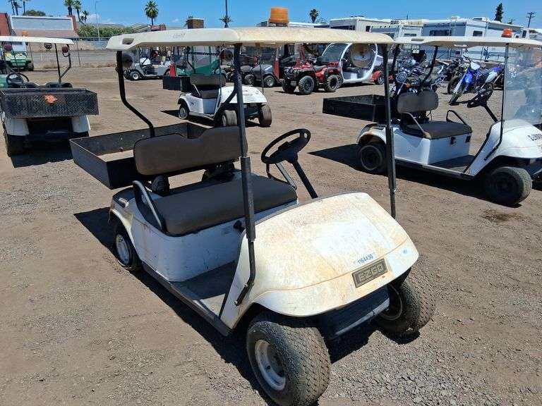 1999  E-Z-GO   GolfCart   Utility Cart