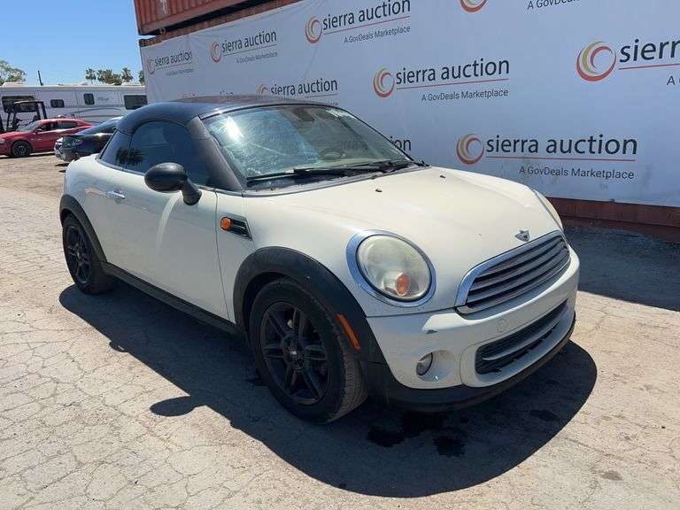 2013  MINI  Cooper
