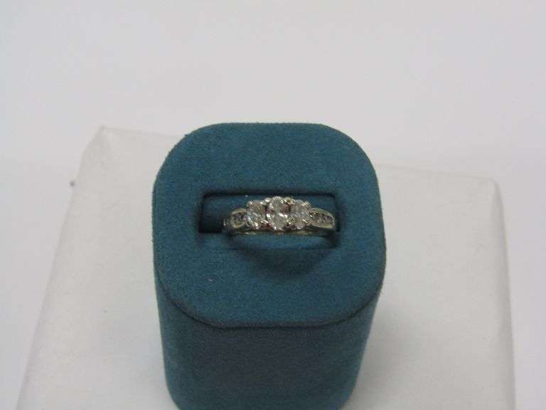 14k WG Natural Diamond Engagement ring 4.5g Size 6.5