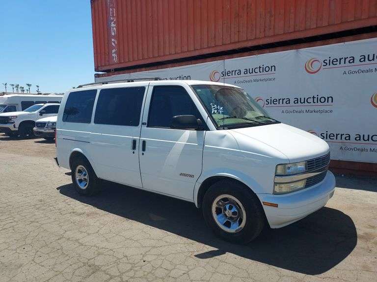 2002  Chevrolet  Astro Vans   Cargo Van