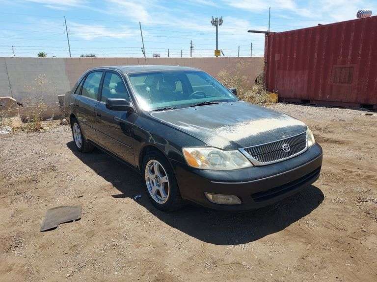 2000  Toyota  Avalon