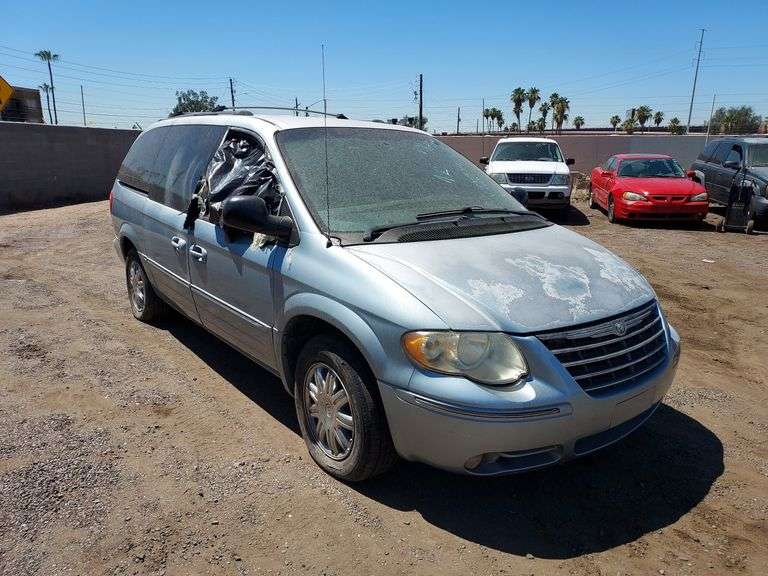 2006  Chrysler  Town & Country
