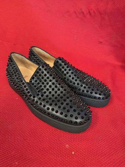 (1 Qty) Men’s Slip On Shoes Size: 44