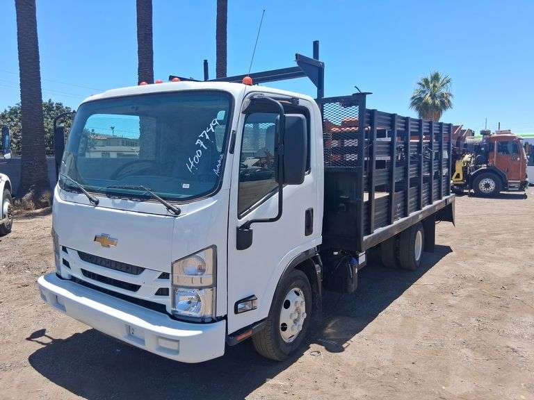 2019  Chevrolet  4500 HD  Stakebed Truck