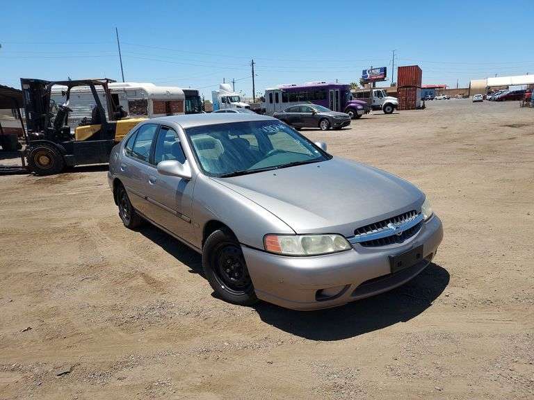 2001  Nissan  Altima
