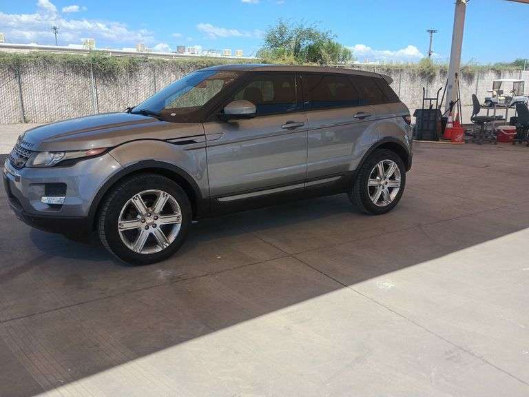 2014  Land Rover  Range Rover Evoque Pure Premium
