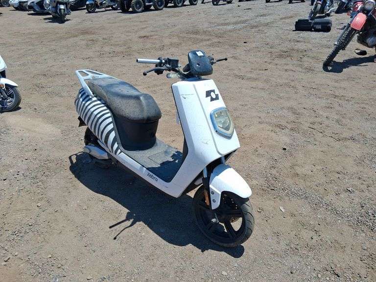 2020  Elyx  Smart DAZZ  Scooter