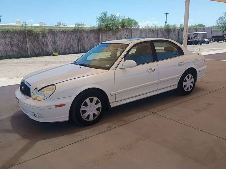 2003  Hyundai  Sonata