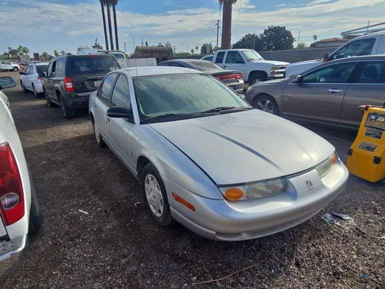 2002  Saturn  SL1