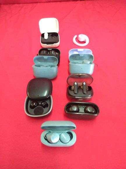 Bag of Assorted Apples earbuds incomplete earbuds