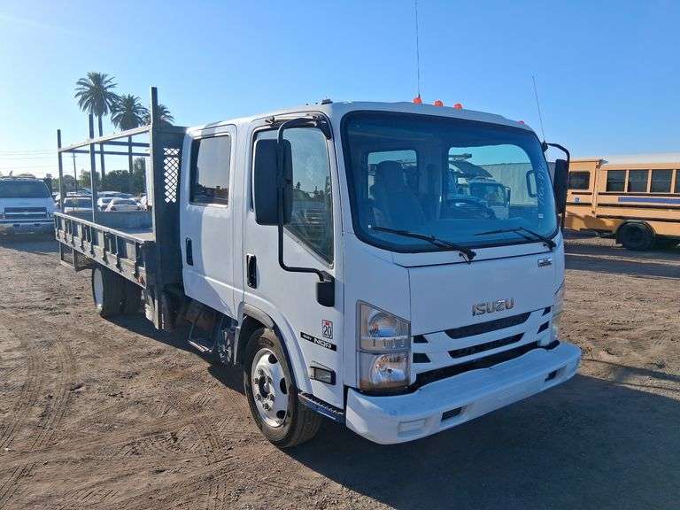 2017  Isuzu  NQR   Flatbed Truck