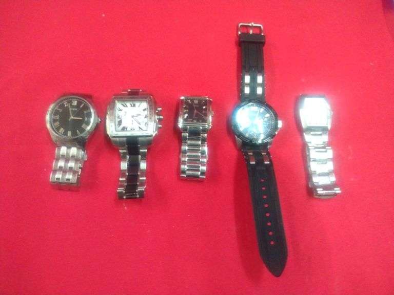 Men's Guess watches 5  Total