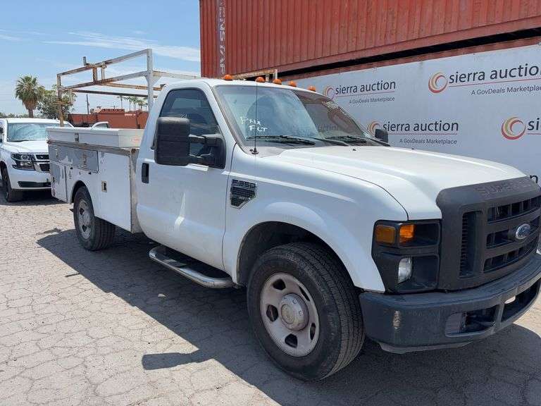 2008  Ford  F350   Work Truck